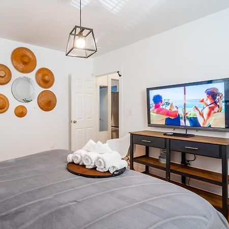 Ferienwohnung The Blue Sapphire 2Br 2 King Beds & Ample Backyard Bridgeport Exterior foto