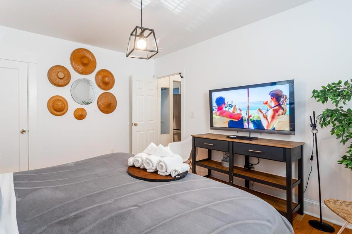 Ferienwohnung The Blue Sapphire 2Br 2 King Beds & Ample Backyard Bridgeport Exterior foto