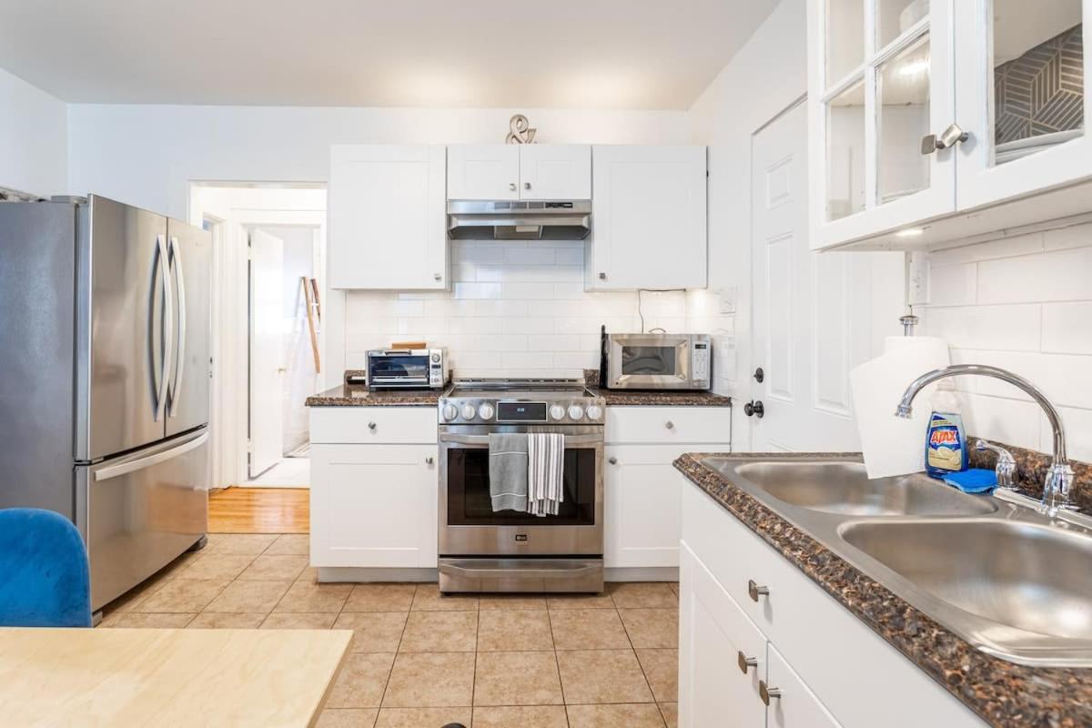 Ferienwohnung The Blue Sapphire 2Br 2 King Beds & Ample Backyard Bridgeport Exterior foto